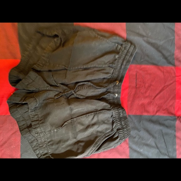 Shorts - Picture 2 of 2